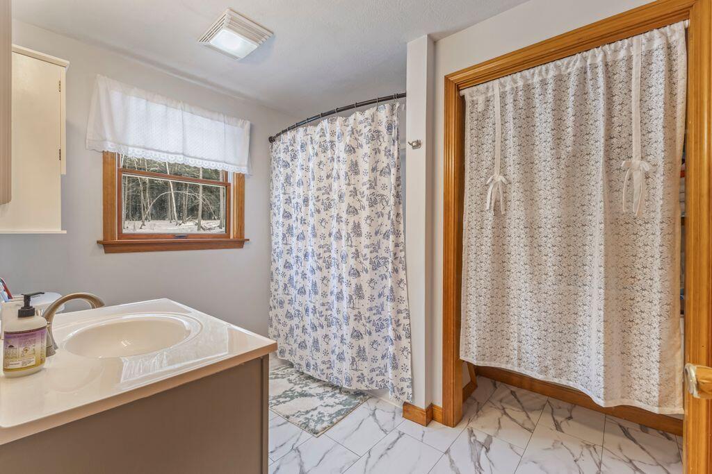 143 Hollis Road Dayton, ME 04005 - Photo 16 of 55 First Floor Bath