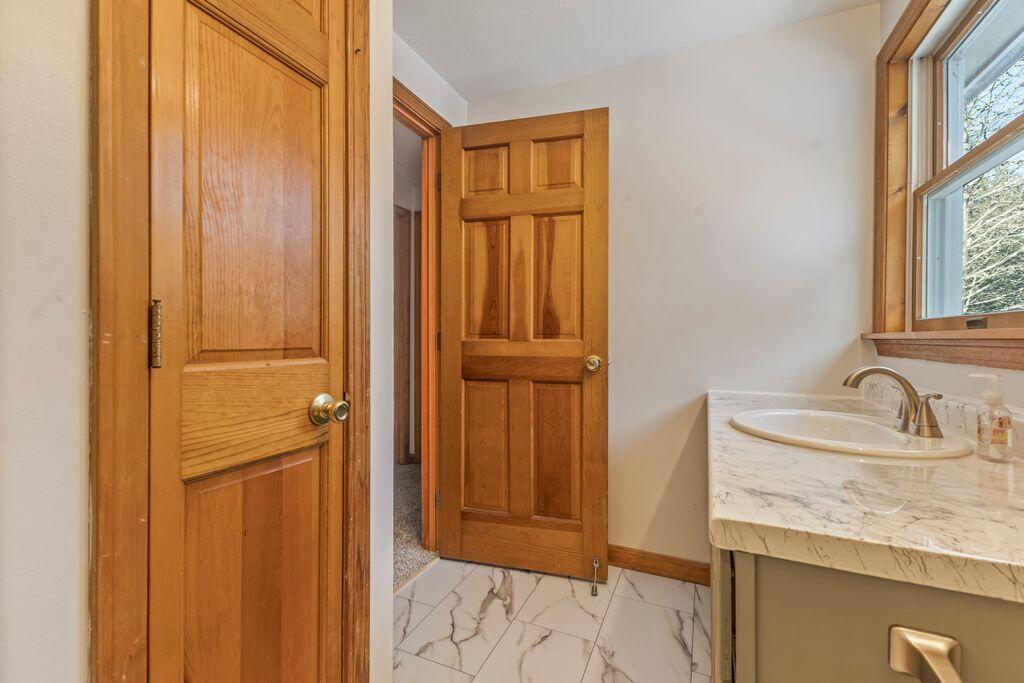 143 Hollis Road Dayton, ME 04005 - Photo 35 of 55 Upstairs Bathroom