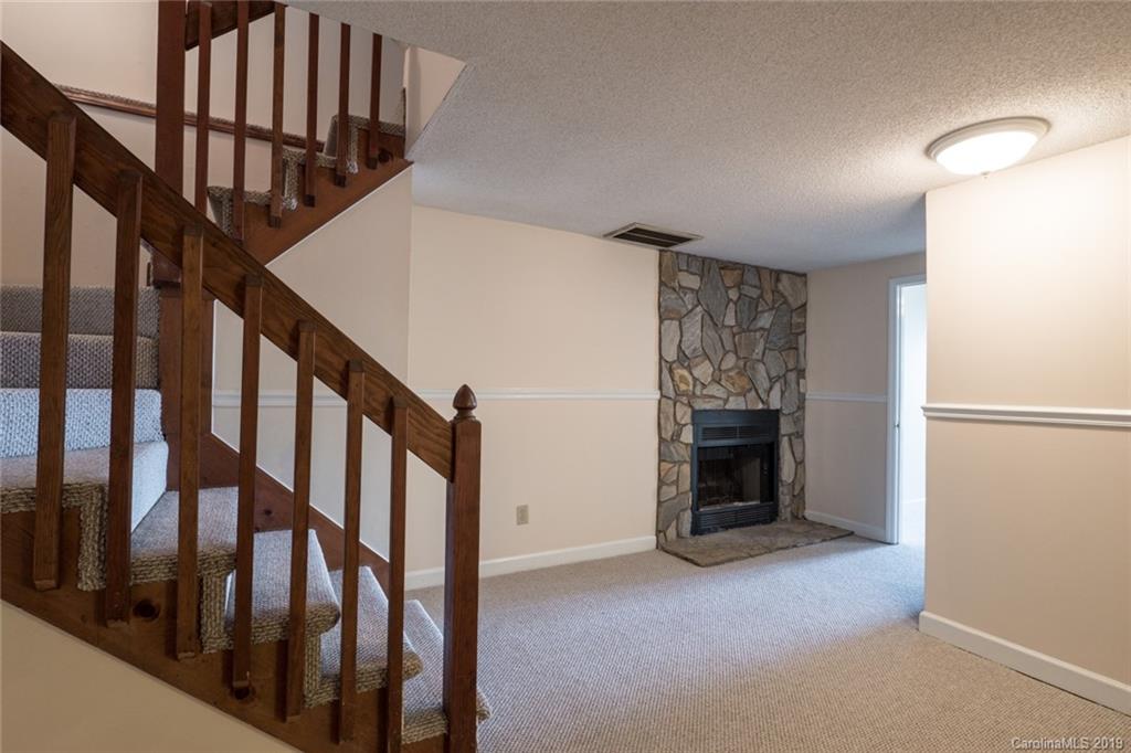 8195 Windsong Road Denver, NC 28037 - Photo 20 of 32 Gallery Image 20