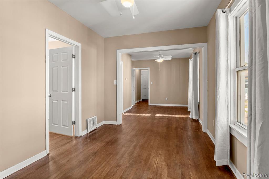 7743 Pitt Street Detroit, MI 48209 - Photo 18 of 33