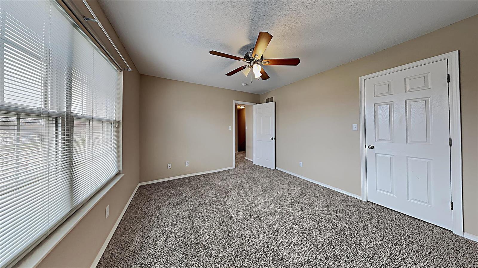 327 Logan Drive O'Fallon, IL 62269 - Photo 14 of 23 Gallery Image 14