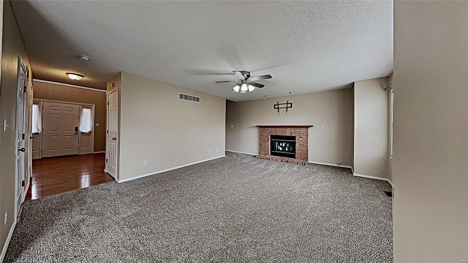 327 Logan Drive O'Fallon, IL 62269 - Photo 6 of 23 Gallery Image 6
