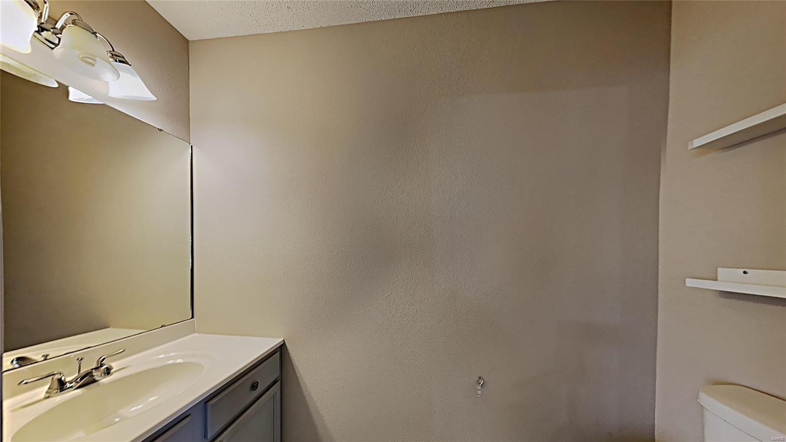 327 Logan Drive O'Fallon, IL 62269 - Photo 8 of 23 Gallery Image 8
