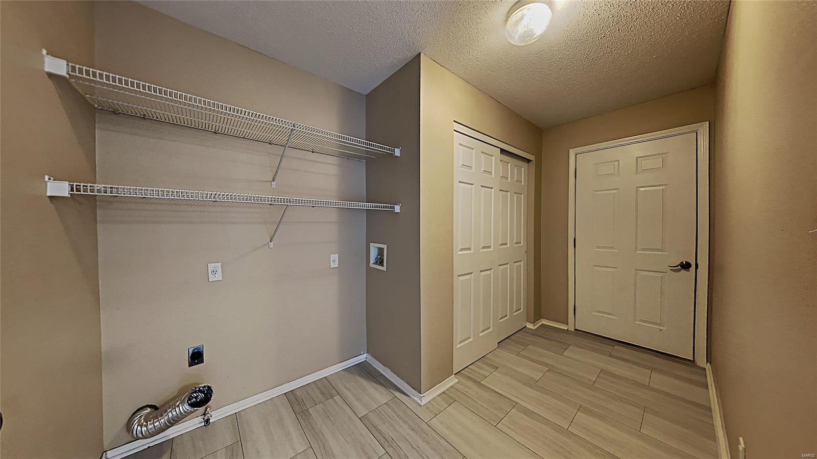 327 Logan Drive O'Fallon, IL 62269 - Photo 9 of 23 Gallery Image 9