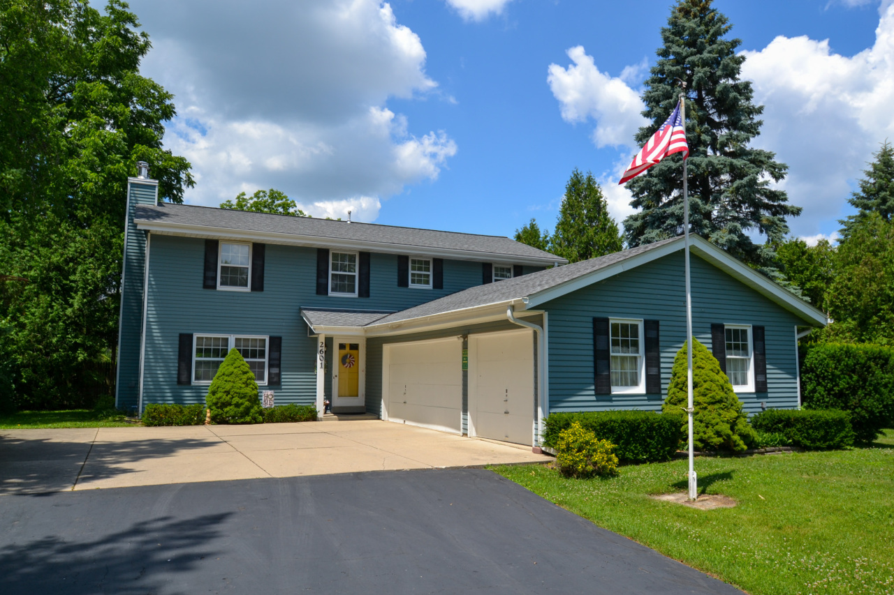 2601 South Brookland Road New Berlin, WI 53151 - Photo 1 of 1 Home