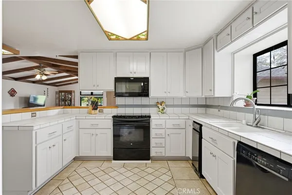 a view of a storage & utility room