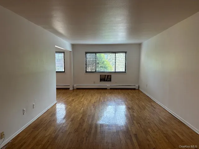 $2,100 | 7-4 East Lawrence Park Drive, Unit 4, Piermont, NY 10968