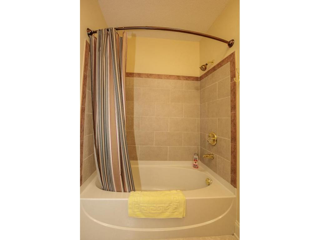 2013 Malvern Road Kingsport, TN 37660 - Photo 10 of 18 Photo 11