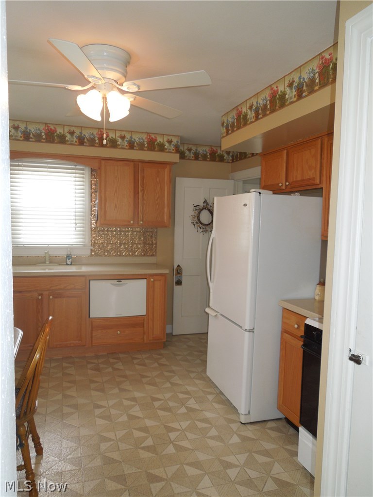 24948 Maple Ridge Road Westlake, OH 44145 - Photo 7 of 22 Gallery Image 7