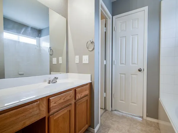 $2,200 | 10120 Cherry Hill Lane, Providence Village, TX 76227