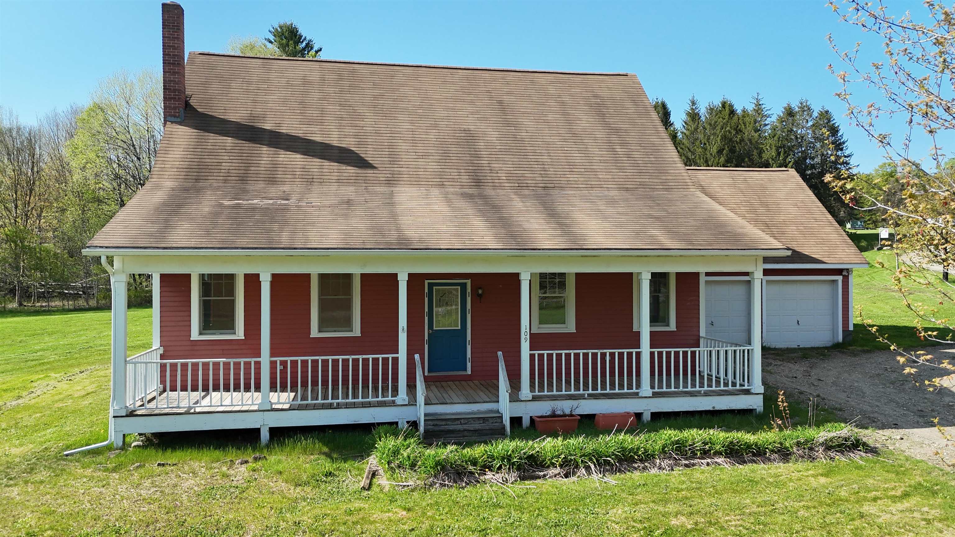 109 North Hollow Road Stowe, VT 05672 - Photo 2 of 46