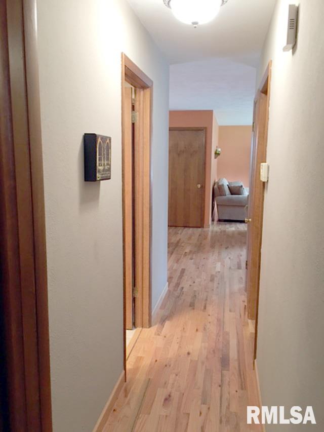 335 Lincoln Road Canton, IL 61520 - Photo 14 of 34 Gallery Image 14