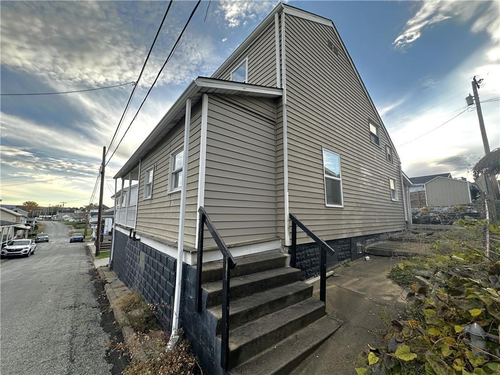 259 High Street Mount Pleasant, PA 15666 - Photo 16 of 19