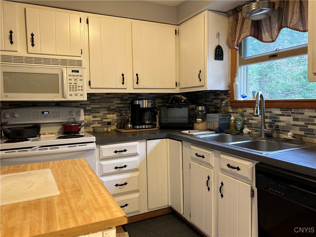 8077 Devaul Road Sullivan, NY 13082 - Photo 8 of 34