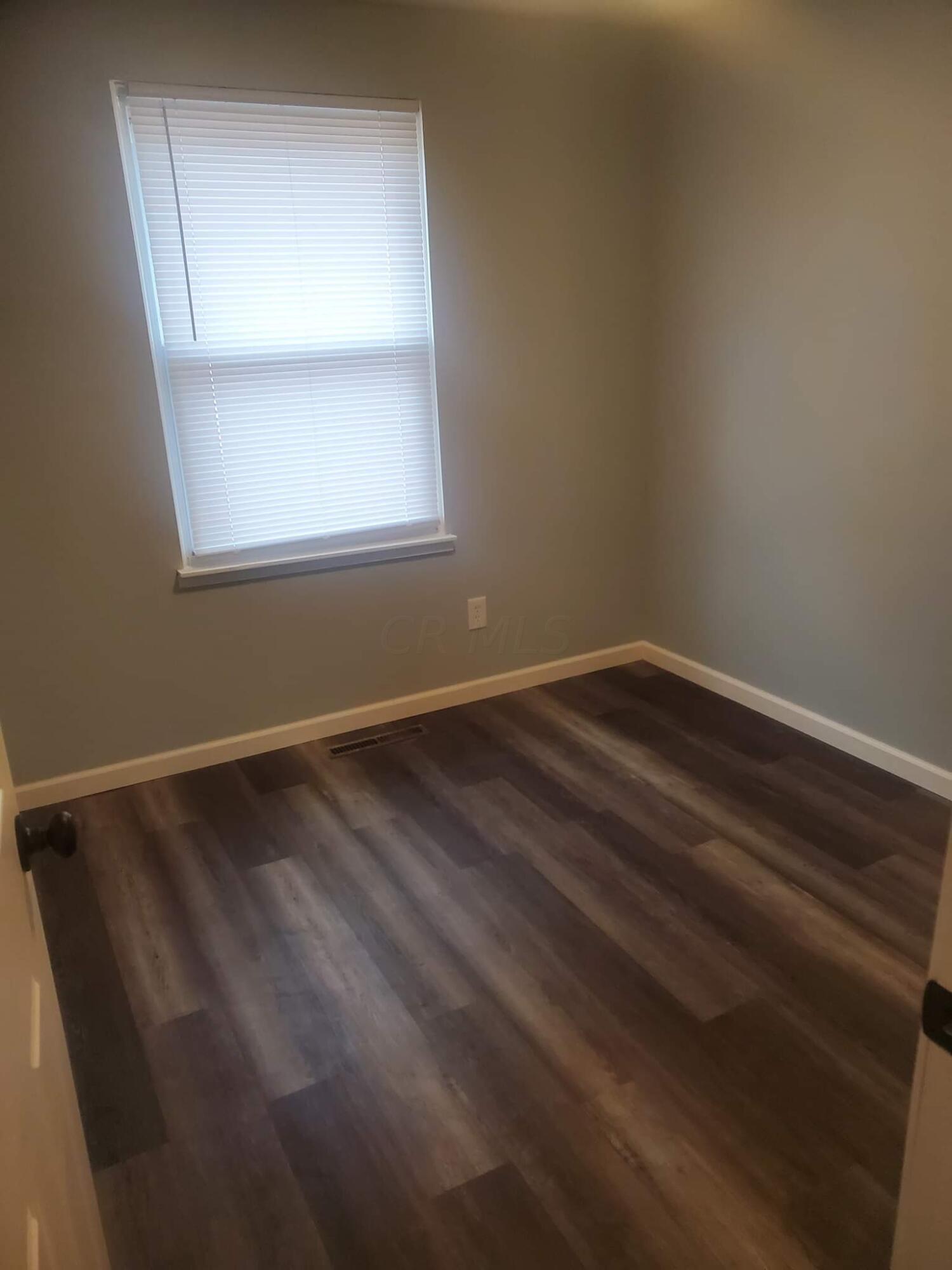 2960 Olivette Road Columbus, OH 43232 - Photo 6 of 16 received_677818330307527
