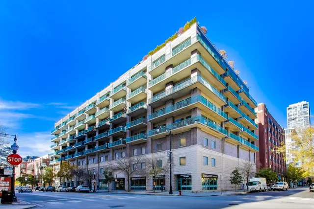 $2,750 | 910 West Madison Street, Unit 409, Chicago, IL 60607