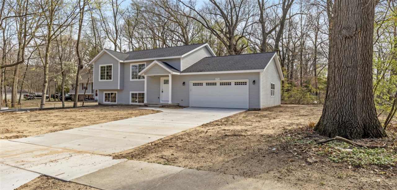 1732 15 Mile Road Northwest, Unit PARCEL B Sparta, MI 49345 - Photo 2 of 18