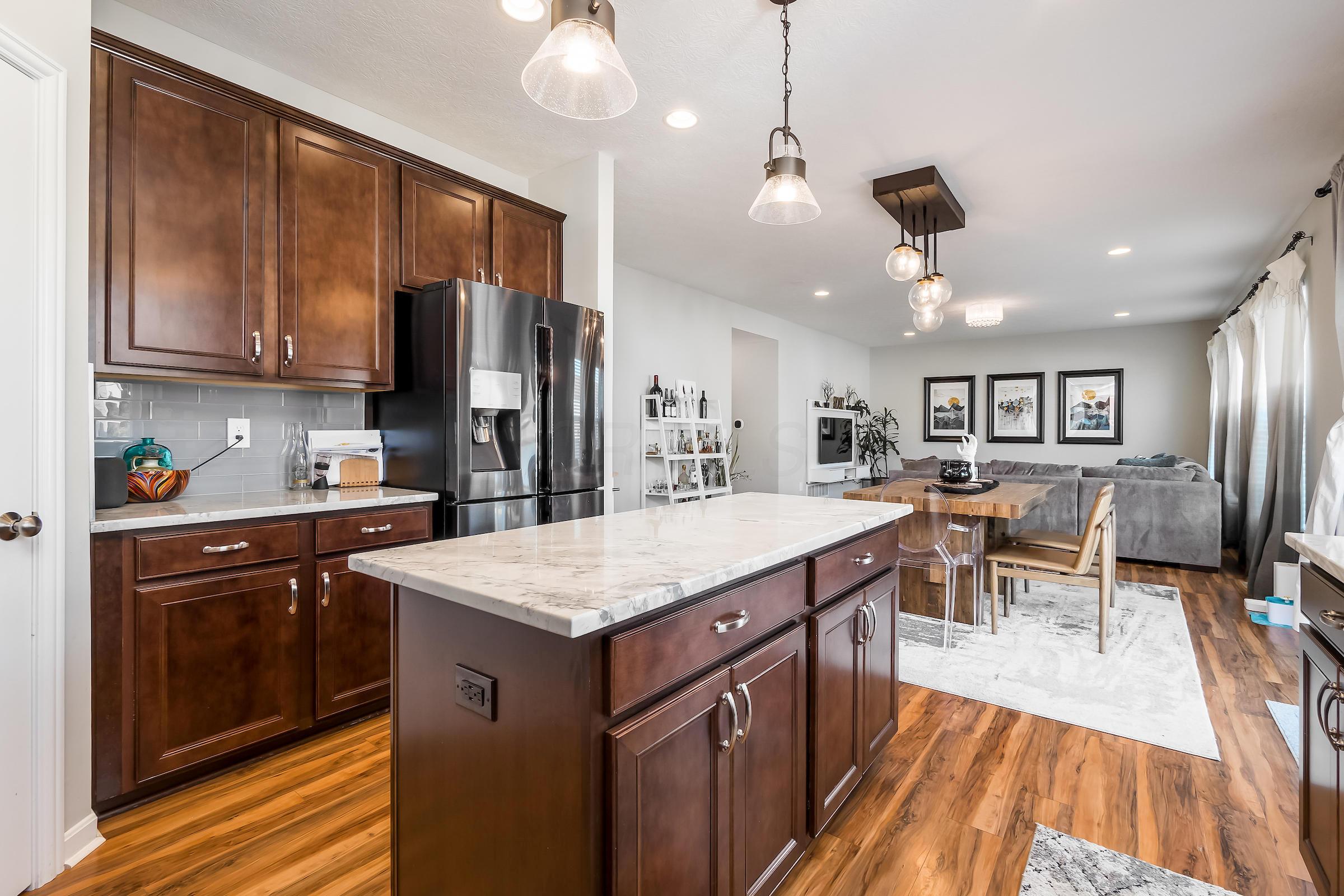 4905 Farview Road Columbus, OH 43231 - Photo 8 of 34 Gallery Image 8