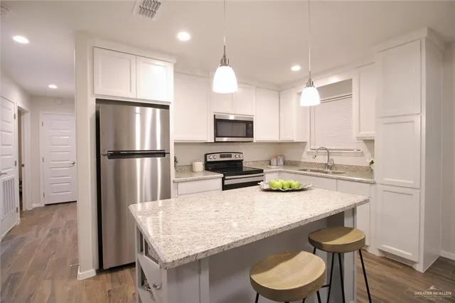 $995 | 1417 Coyote Hills, Unit 1, Edinburg, TX 78541