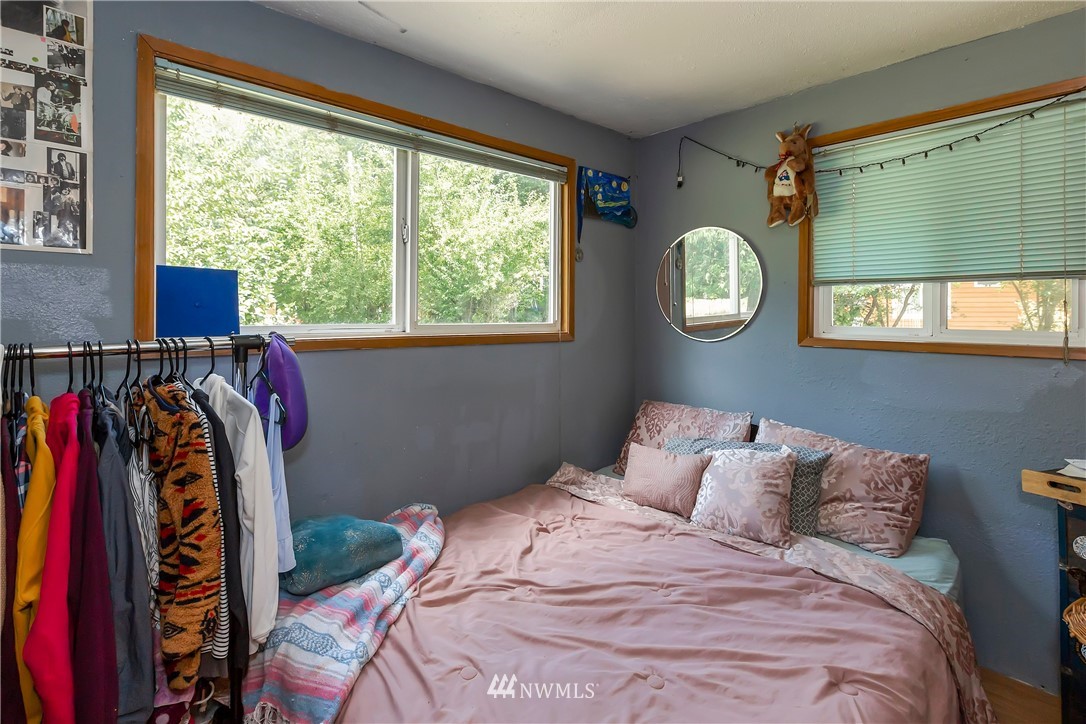 121 Northeast River Road Tahuya, WA 98588 - Photo 18 of 40 Gallery Image 18