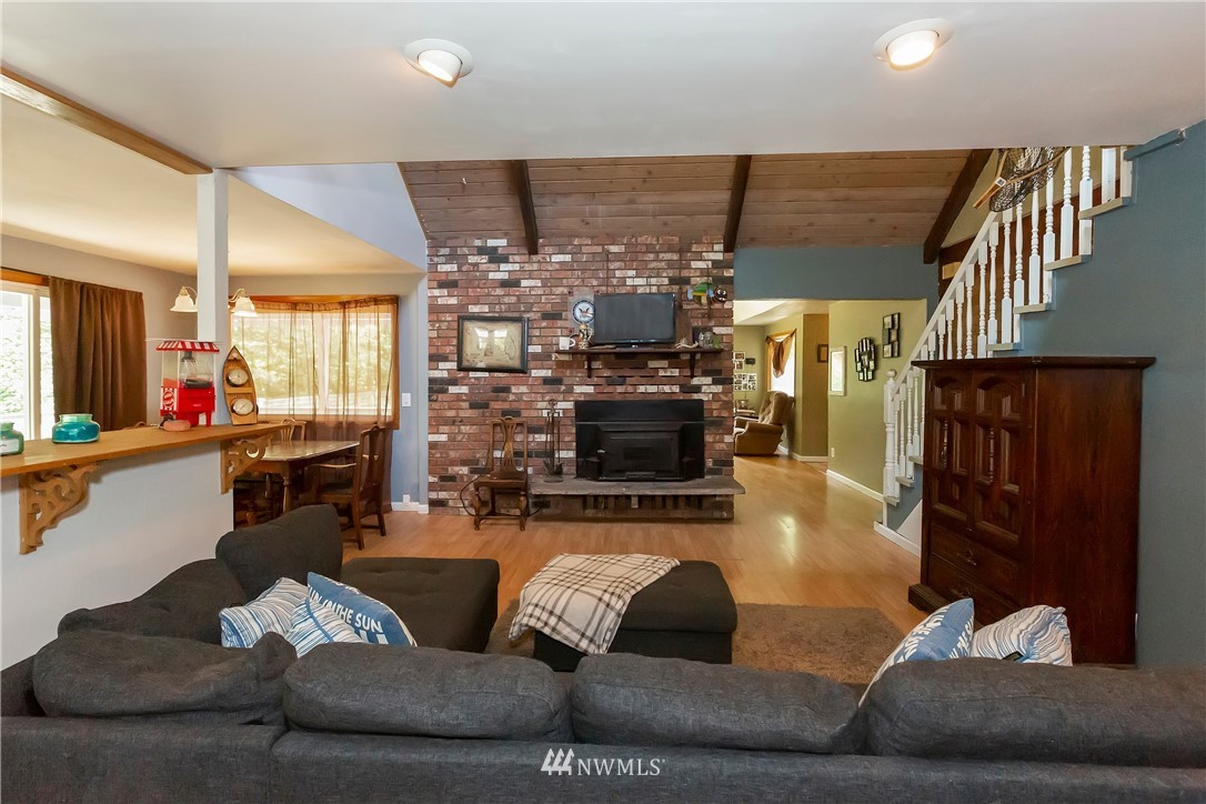 121 Northeast River Road Tahuya, WA 98588 - Photo 20 of 40 Gallery Image 20