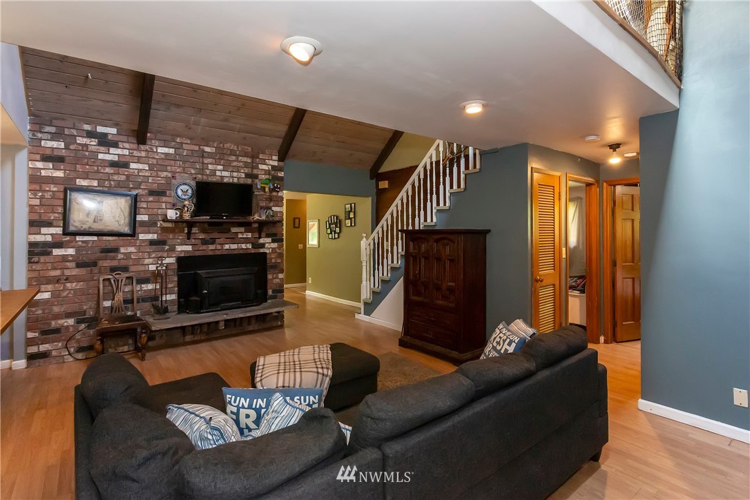 121 Northeast River Road Tahuya, WA 98588 - Photo 25 of 40 Gallery Image 25