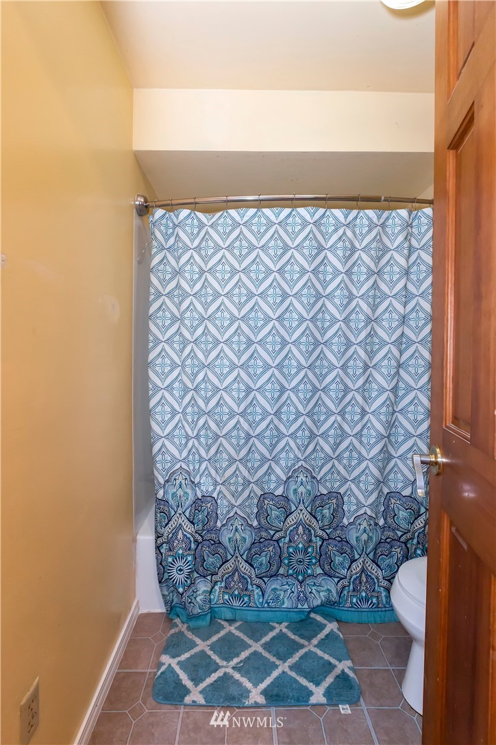 121 Northeast River Road Tahuya, WA 98588 - Photo 27 of 40 Gallery Image 27