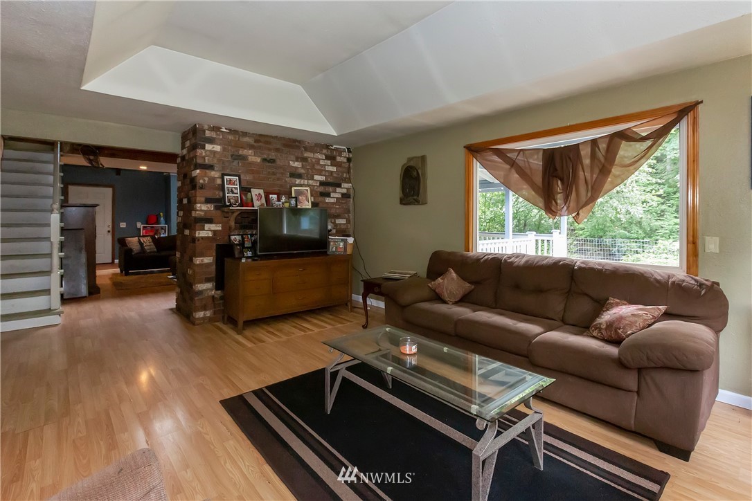 121 Northeast River Road Tahuya, WA 98588 - Photo 31 of 40 Gallery Image 31