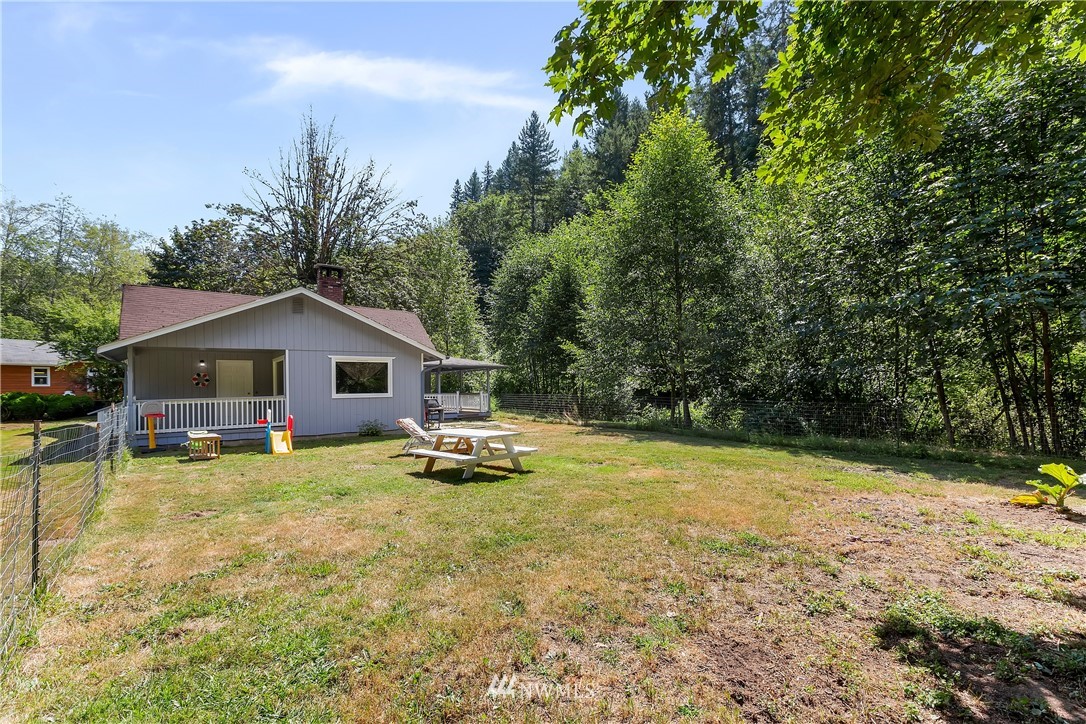 121 Northeast River Road Tahuya, WA 98588 - Photo 7 of 40 Gallery Image 7