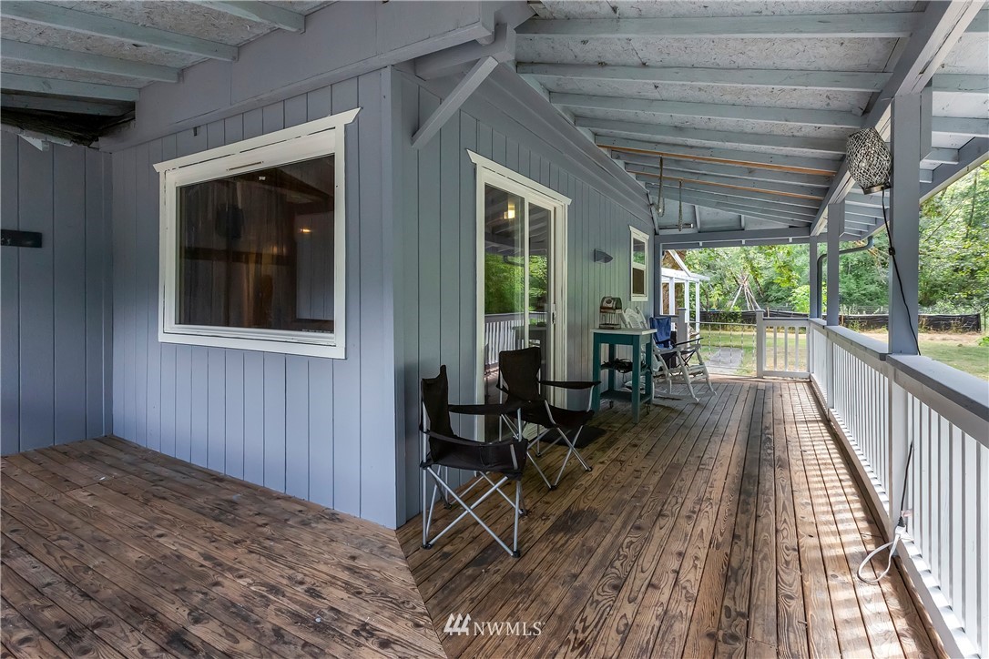 121 Northeast River Road Tahuya, WA 98588 - Photo 8 of 40 Gallery Image 8