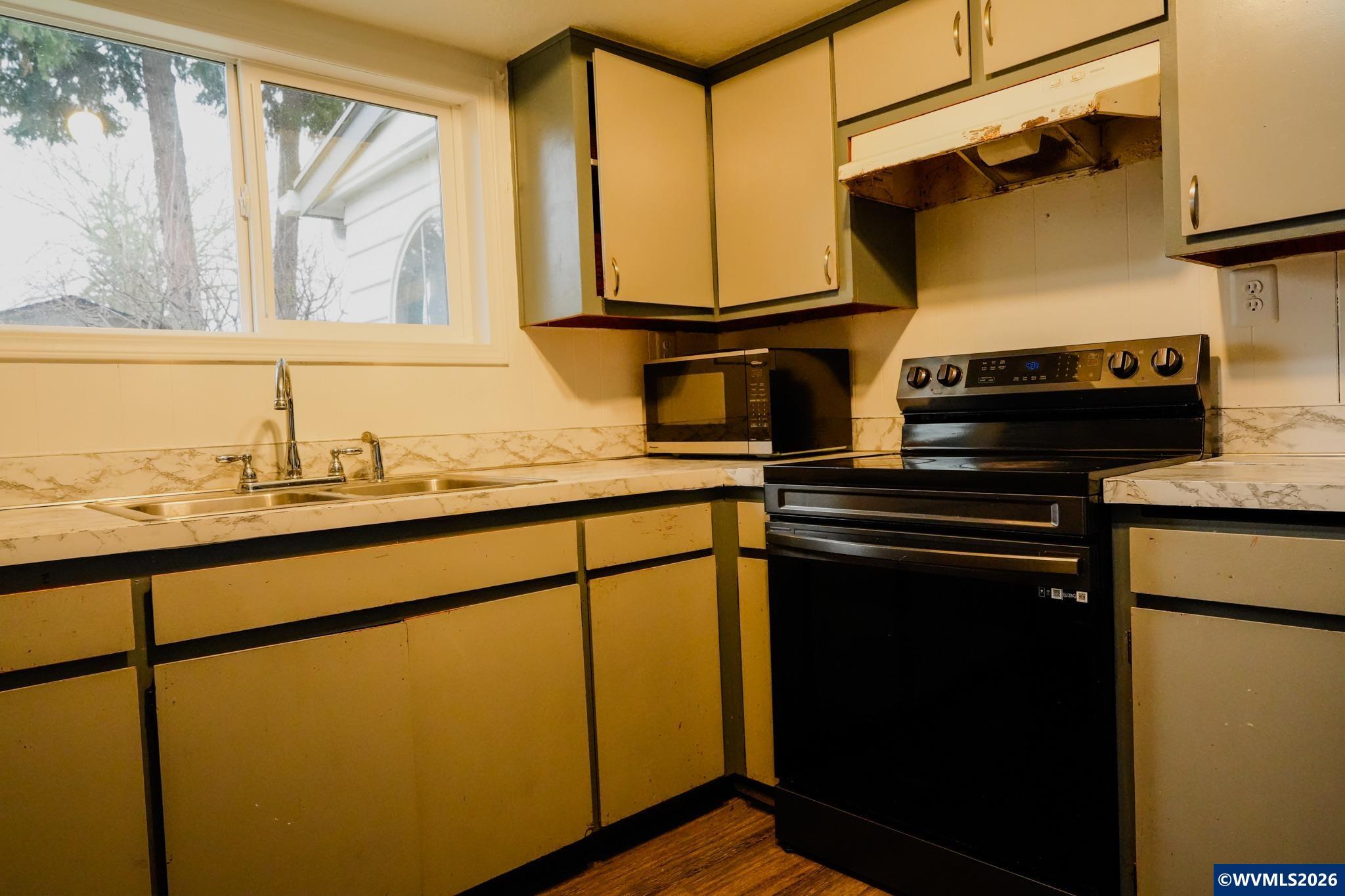 4370 Gary Street Northeast Keizer, OR 97303 - Photo 44 of 48