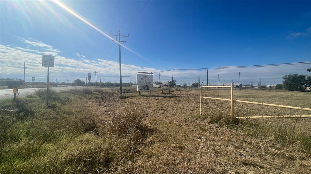 9854 Farm To Market Rd 379  