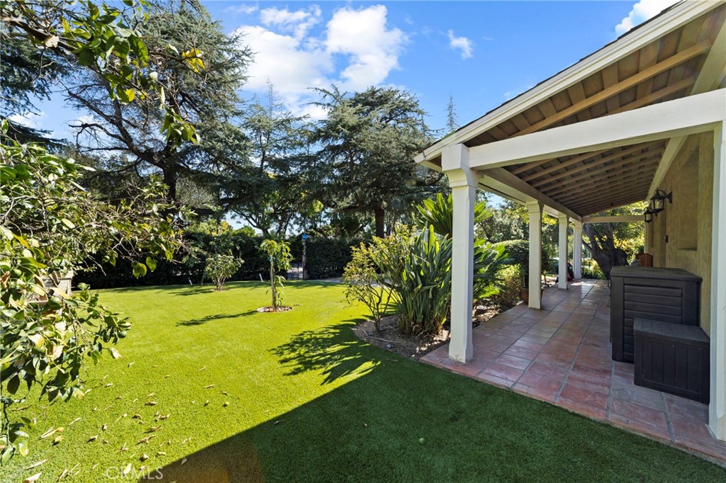 1697 Allen Avenue Pasadena, CA 91104 - Photo 39 of 58 a view of a backyard