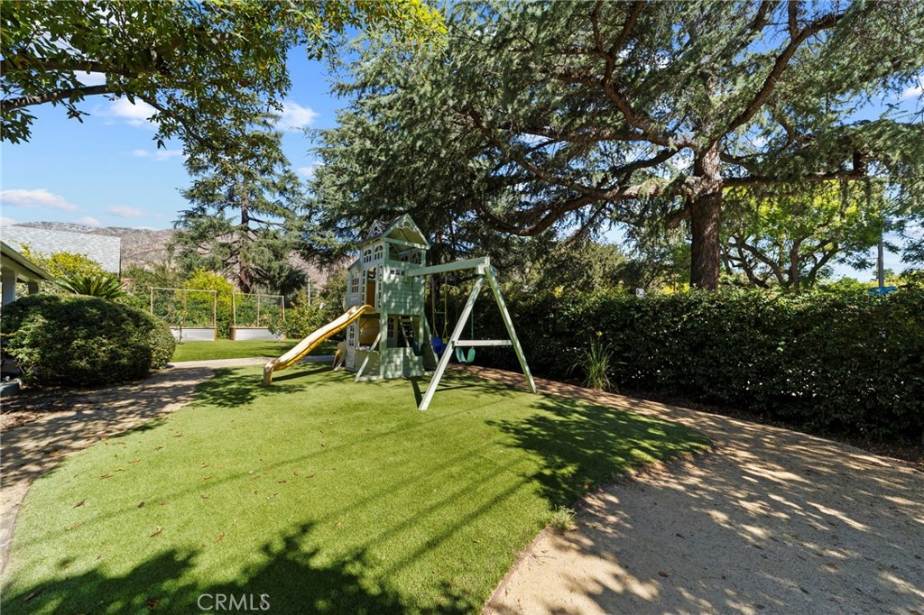 1697 Allen Avenue Pasadena, CA 91104 - Photo 42 of 58