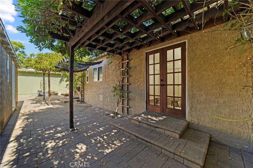 1697 Allen Avenue Pasadena, CA 91104 - Photo 48 of 58 a view of a porch with a tree