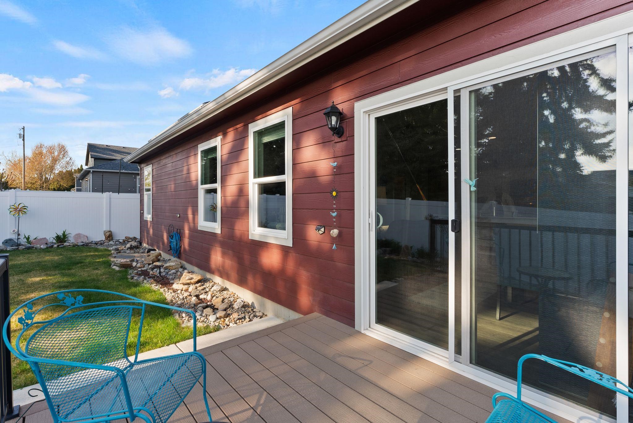 1113 South Bannen Road Spokane Valley, WA 99037 - Photo 4 of 35