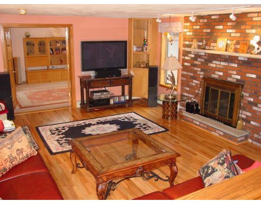 4 Robin Road North Reading, MA 01864 - Photo 5 of 10 Gallery Image 5