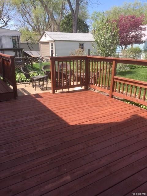 1876 Columbia Road Berkley, MI 48072 - Photo 7 of 14 macporch2.jpeg