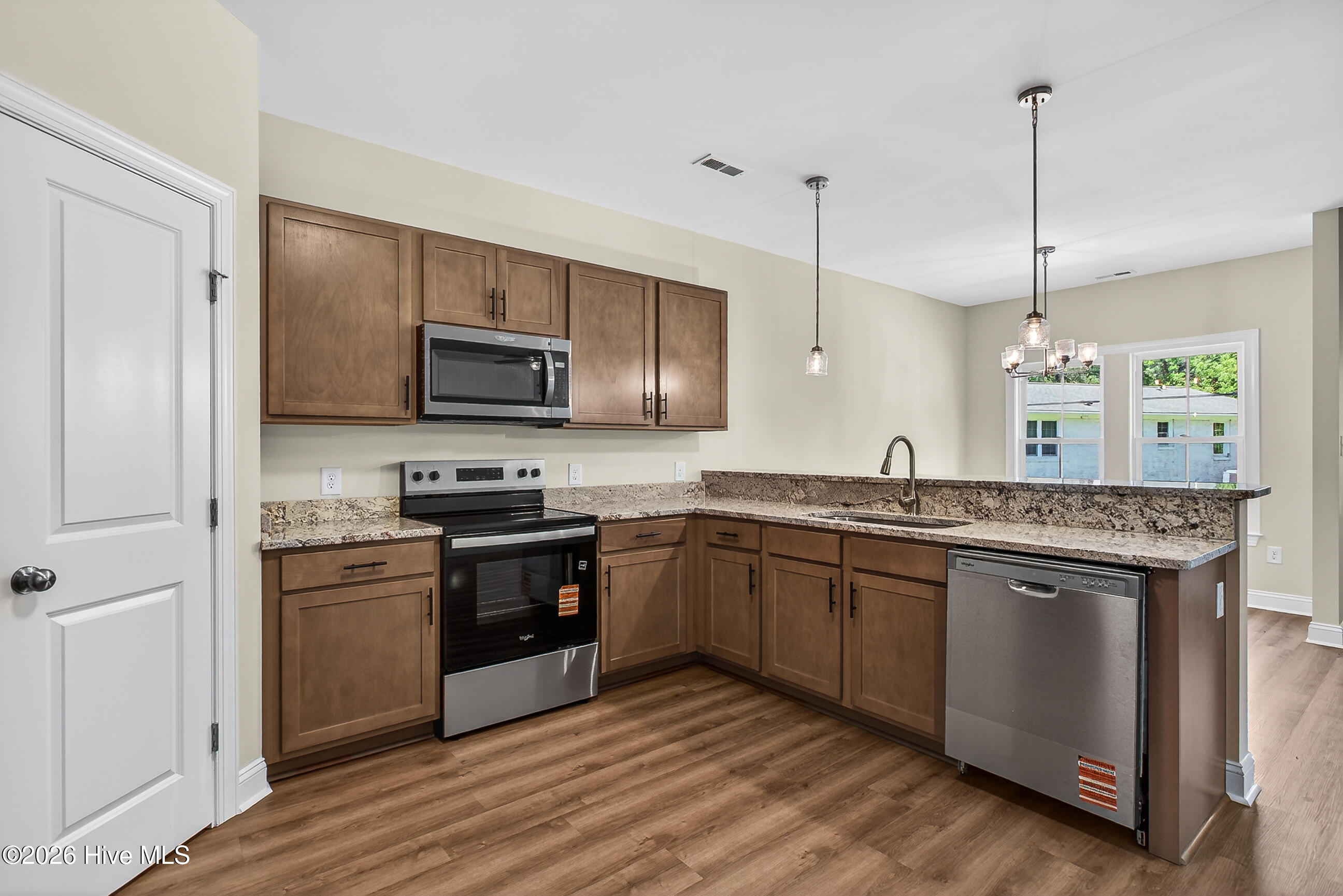 195 Briarneck Road Jacksonville, NC 28540 - Photo 12 of 35 11