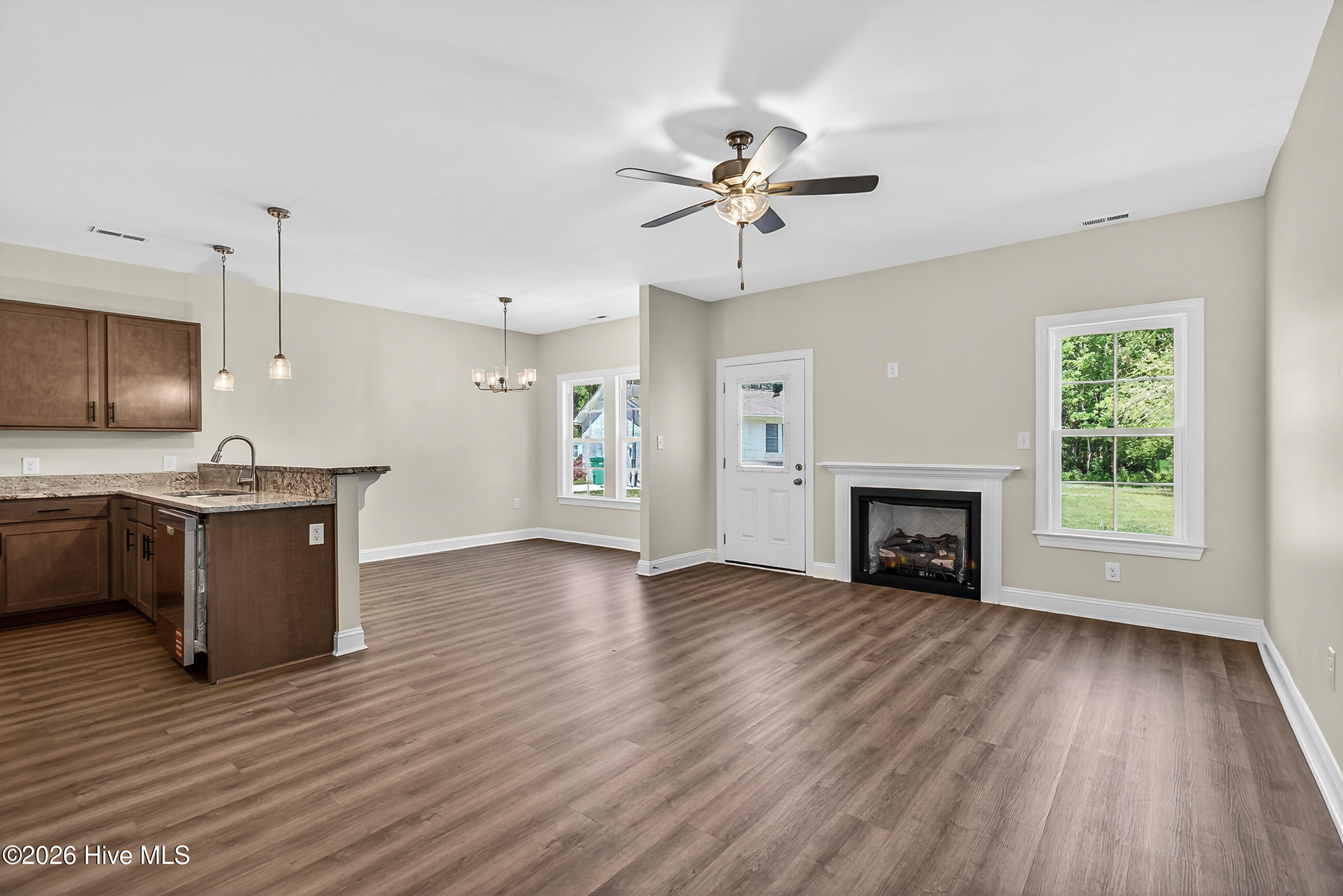 195 Briarneck Road Jacksonville, NC 28540 - Photo 6 of 35 05