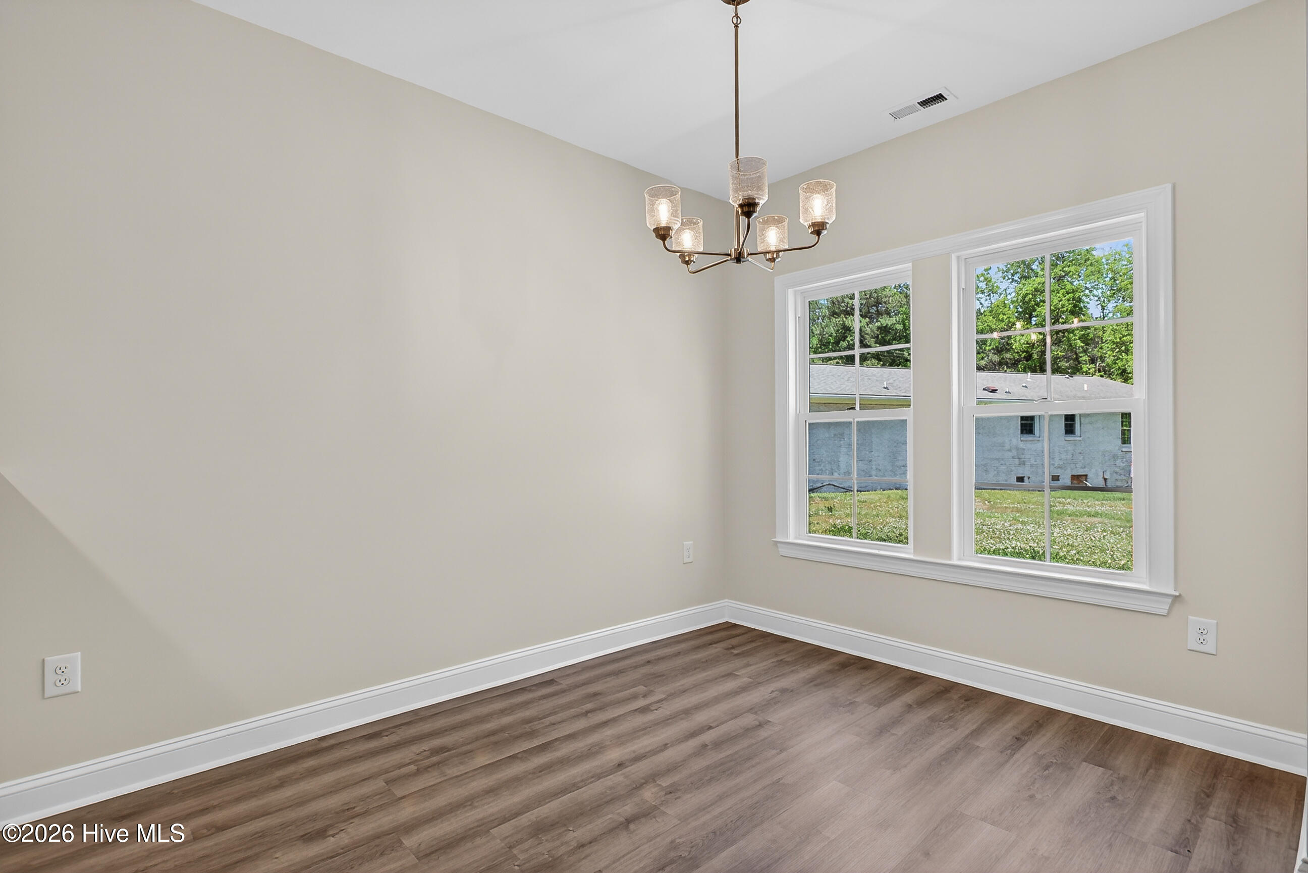 195 Briarneck Road Jacksonville, NC 28540 - Photo 9 of 35 08