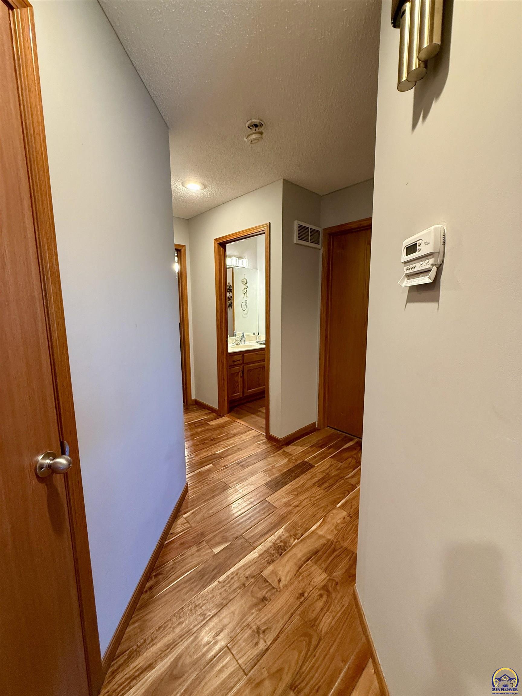 6506 Crescent Rim Drive Ozawkie, KS 66070 - Photo 15 of 72