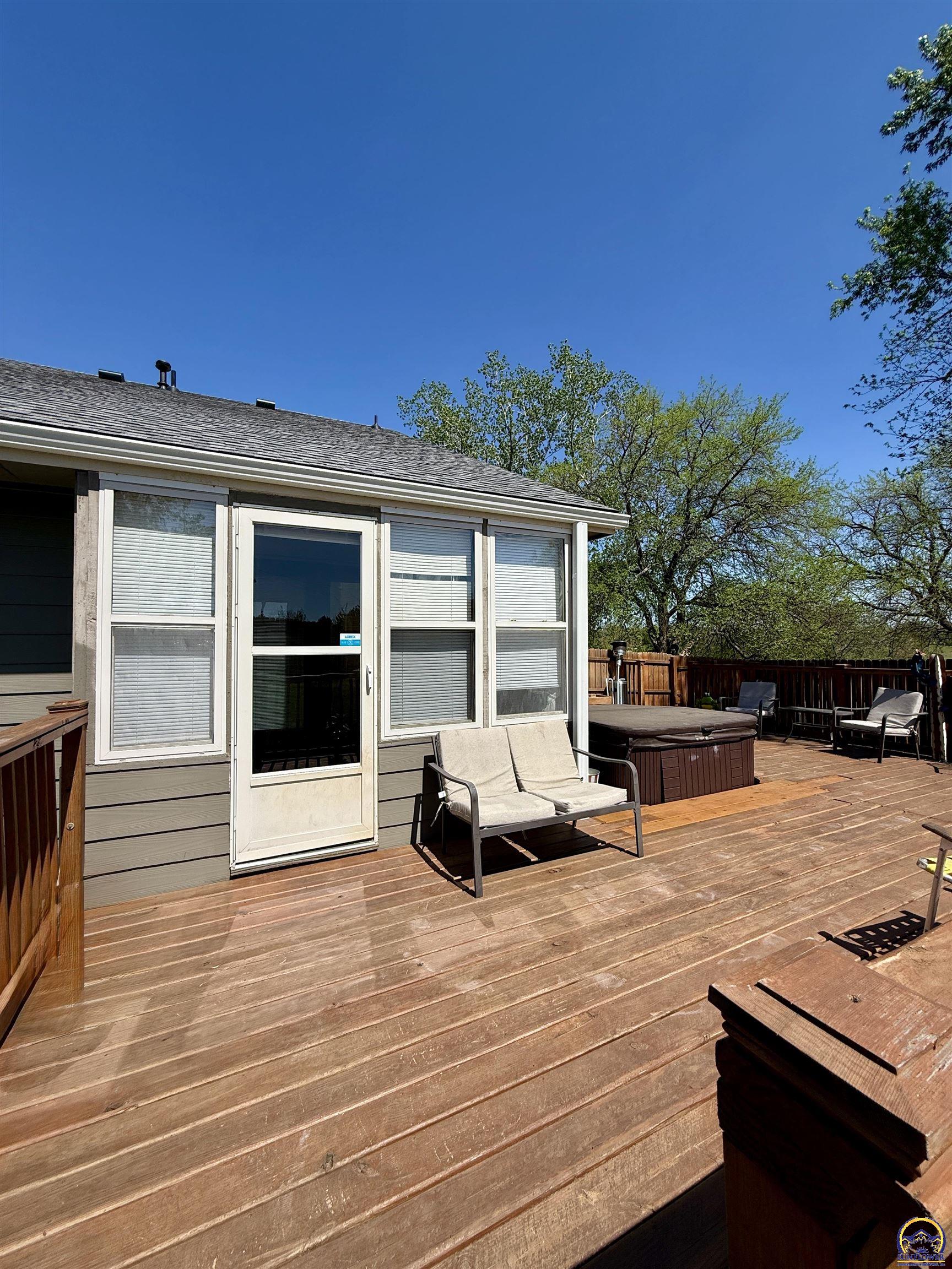 6506 Crescent Rim Drive Ozawkie, KS 66070 - Photo 46 of 72