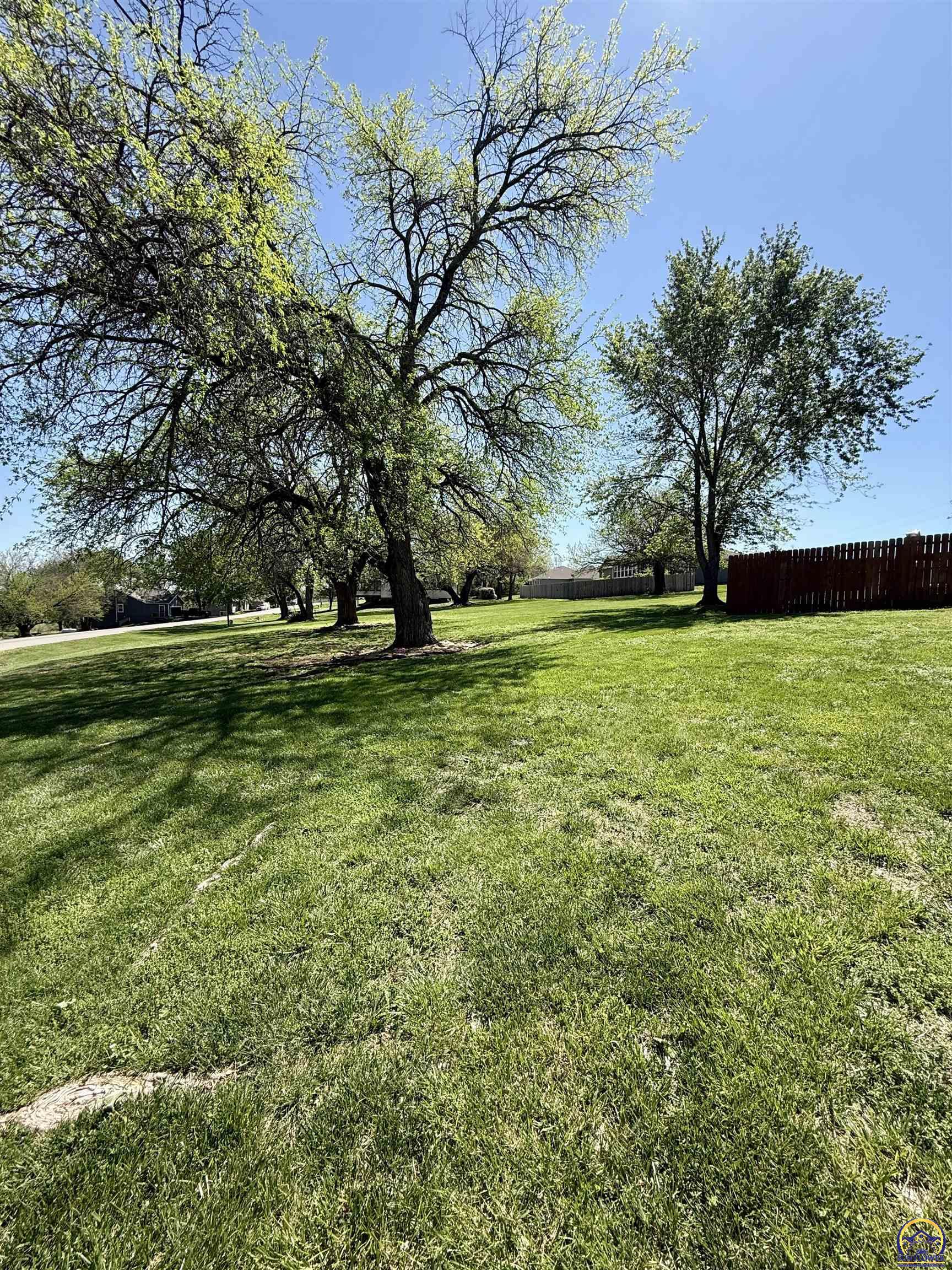 6506 Crescent Rim Drive Ozawkie, KS 66070 - Photo 55 of 72