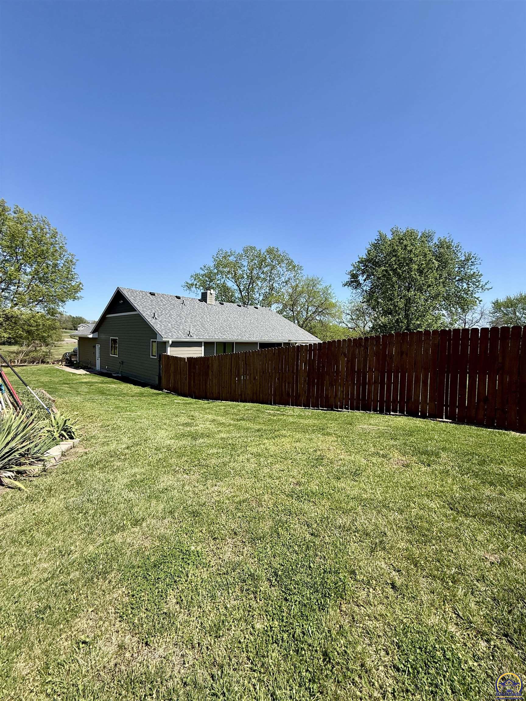 6506 Crescent Rim Drive Ozawkie, KS 66070 - Photo 59 of 72