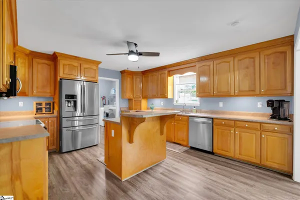 $369,900 | 466 Mile Creek Road, Pickens, SC 29671