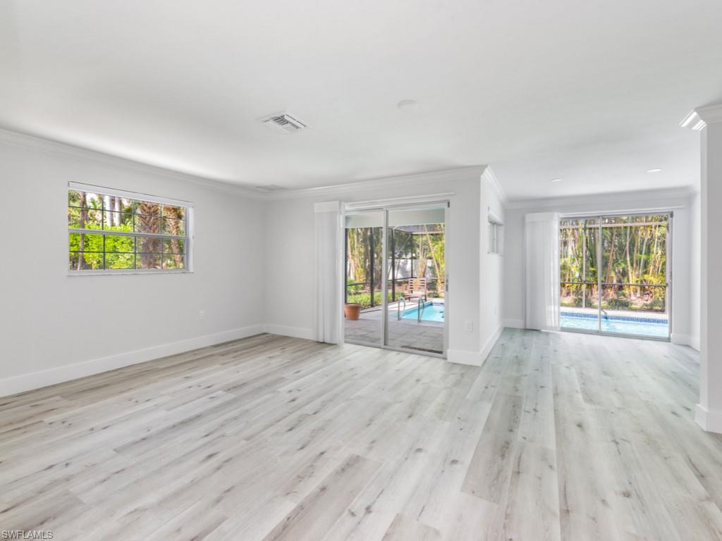 1131 Crayton Road Naples, FL 34102 - Photo 12 of 22