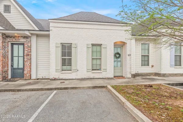 $1,900 | 107 Rue Argenteuil, Lafayette, LA 70506
