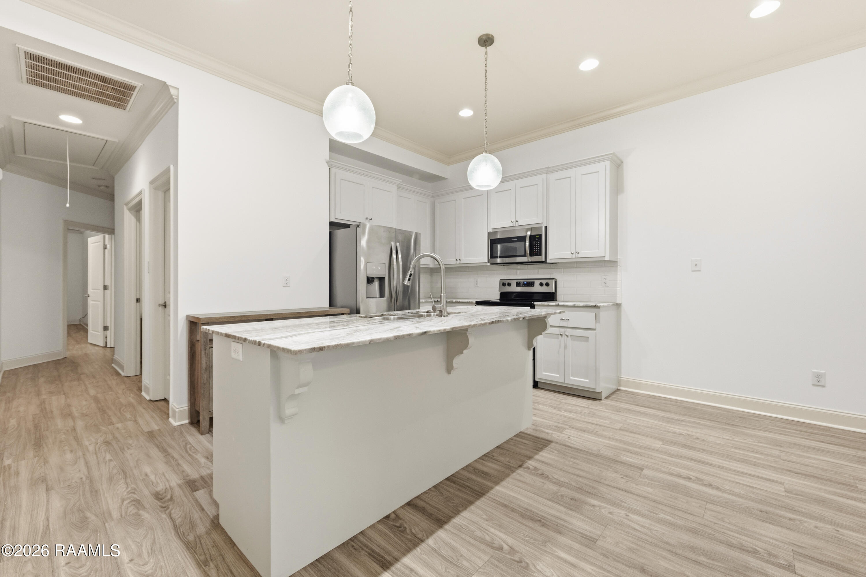 107 Rue Argenteuil Lafayette, LA 70506 - Photo 11 of 36 107RueArgenteuil-22