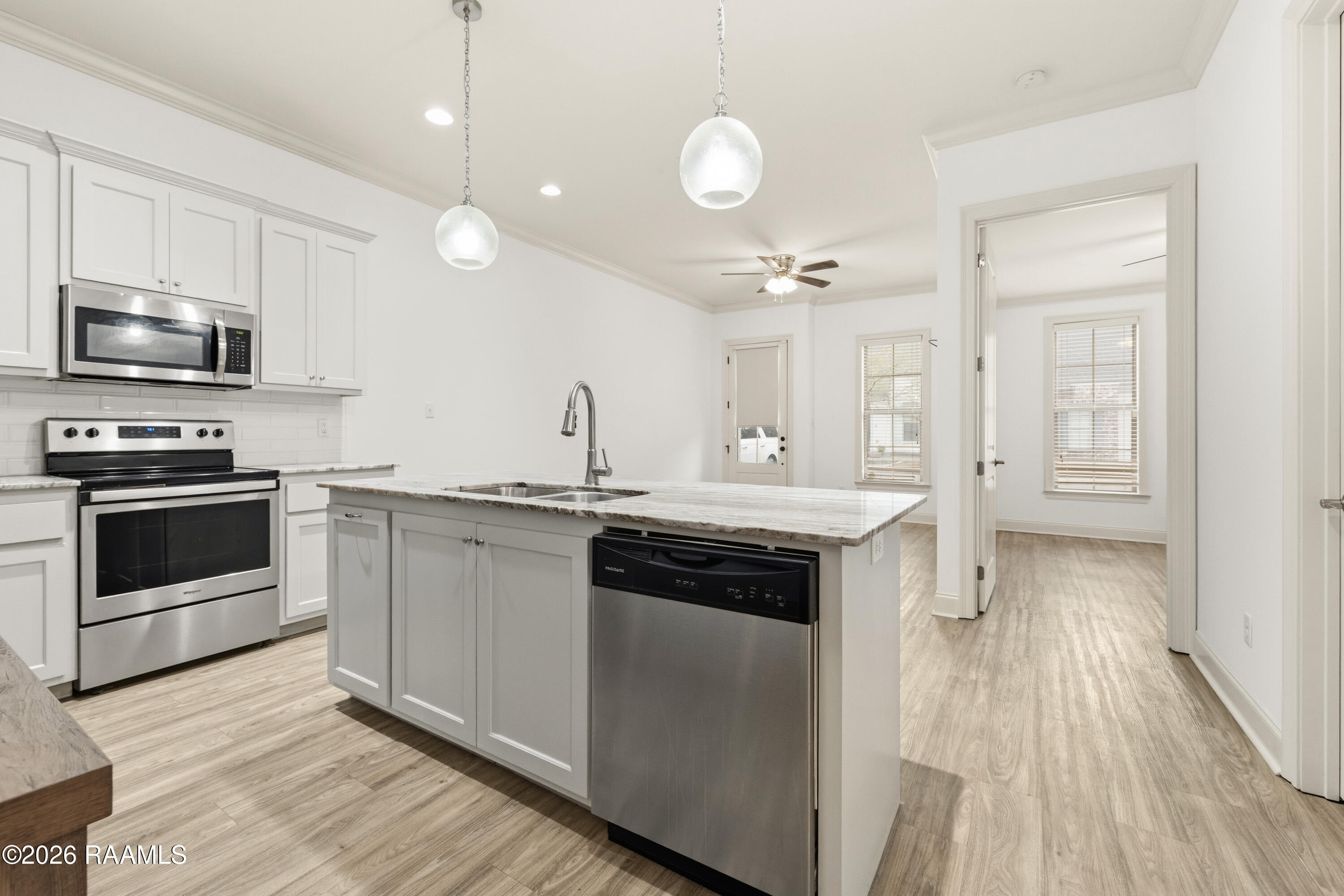 107 Rue Argenteuil Lafayette, LA 70506 - Photo 13 of 36 107RueArgenteuil-28